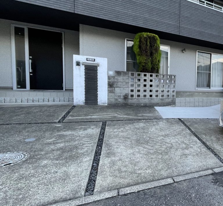 大分市　A様邸　駐車場工事<br>生活スタイルの変更にも柔軟に対応します